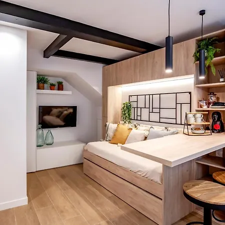 Housingcoruna Elkel Apartment